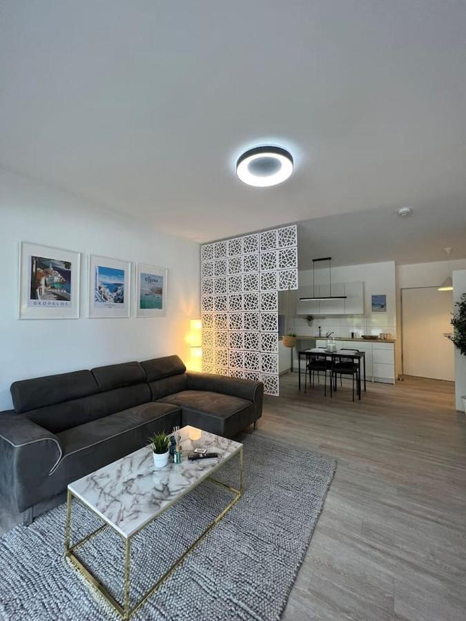 Luxurioeses Apartment,Neubau, 4 Personen, Parkplatz, Griechischer Stil โบคุห์ม ภายนอก รูปภาพ