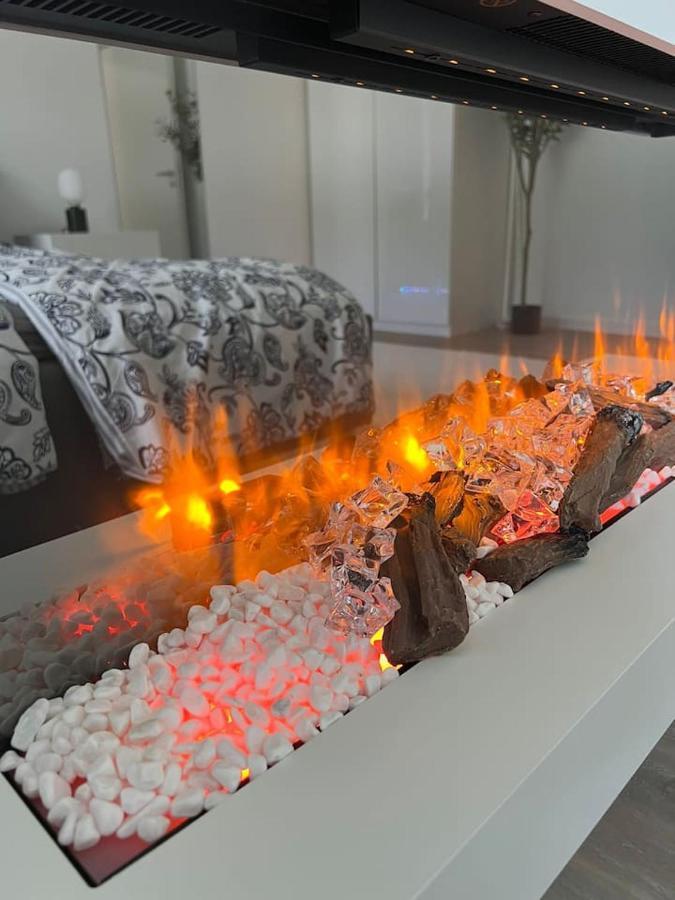 Luxurioeses Apartment,Neubau, 4 Personen, Parkplatz, Griechischer Stil โบคุห์ม ภายนอก รูปภาพ